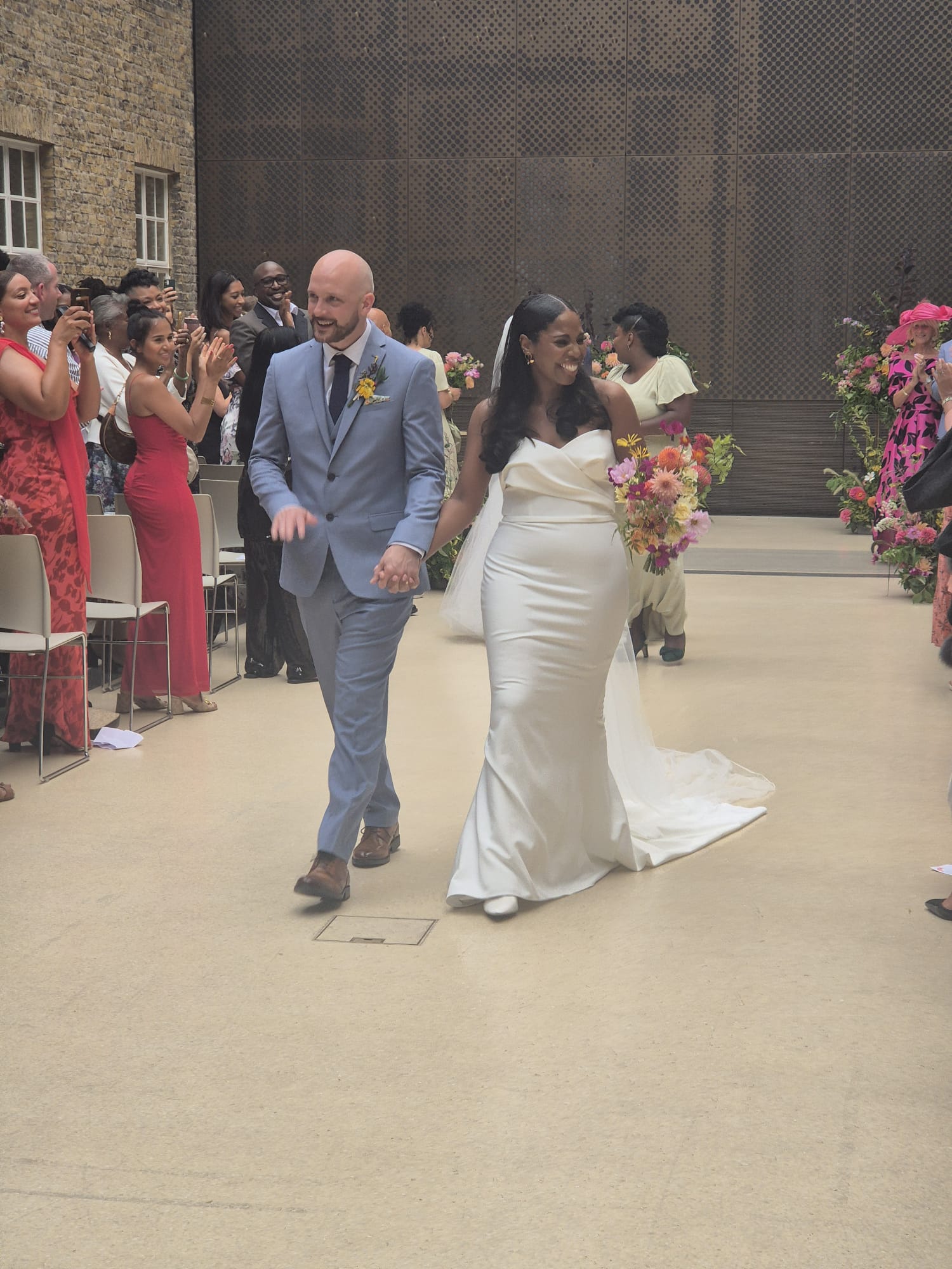 Read more about the article Mica & Craig’s Wedding: Hackney Town Hall and Bistrotheque